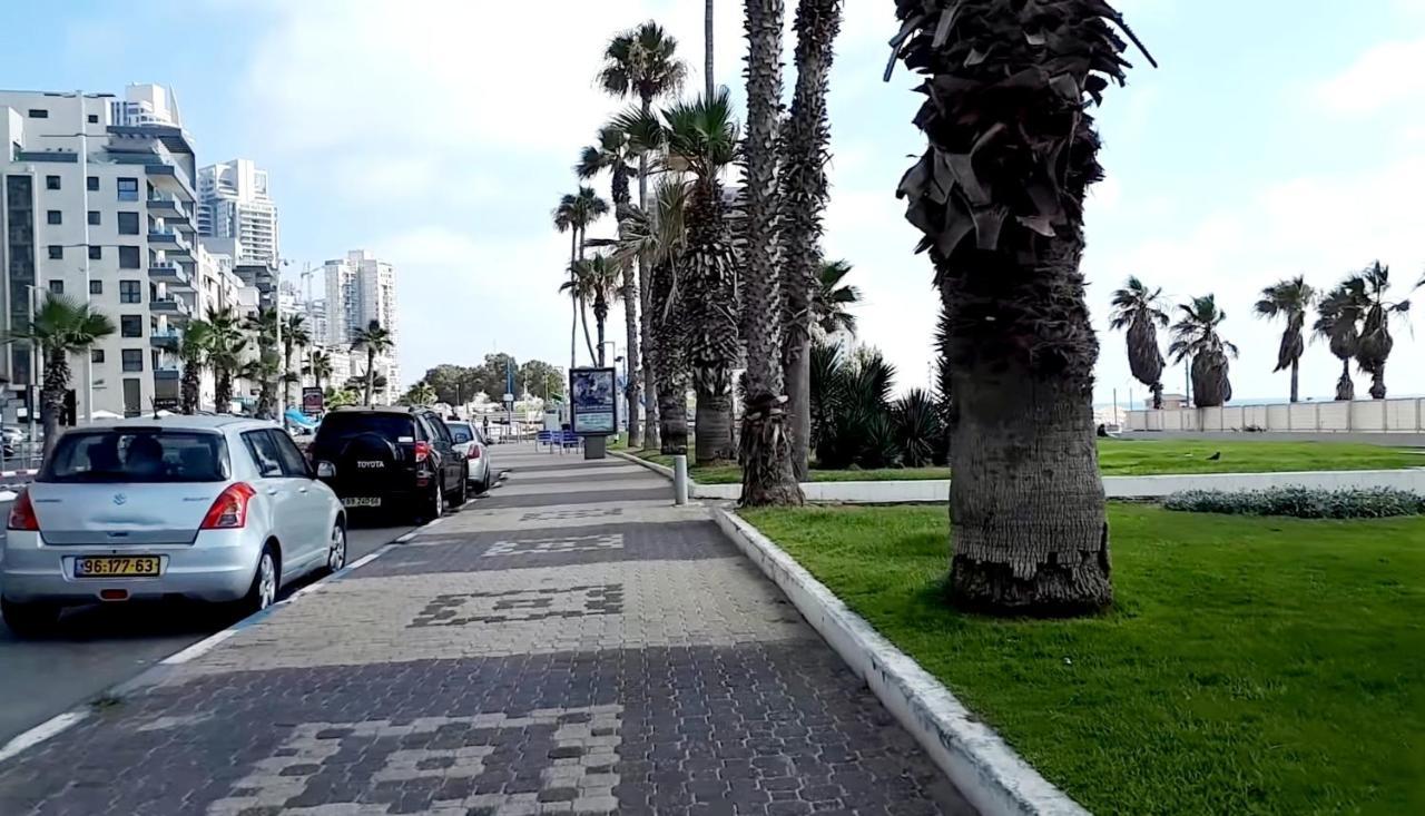 Beachfront Studio Apartment Bat Yam 412 Eksteriør bilde