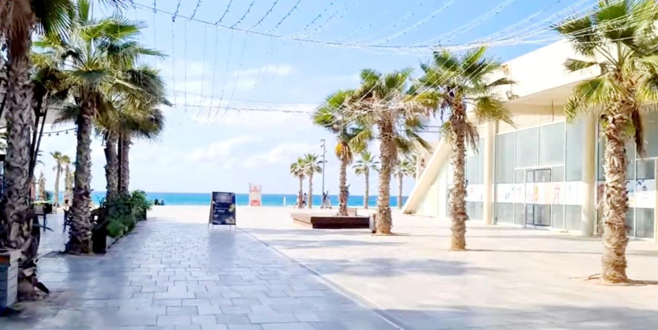 Beachfront Studio Apartment Bat Yam 412 Eksteriør bilde