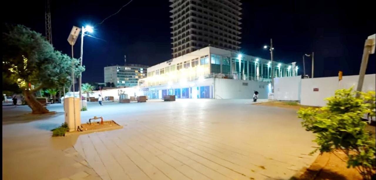 Beachfront Studio Apartment Bat Yam 412 Eksteriør bilde