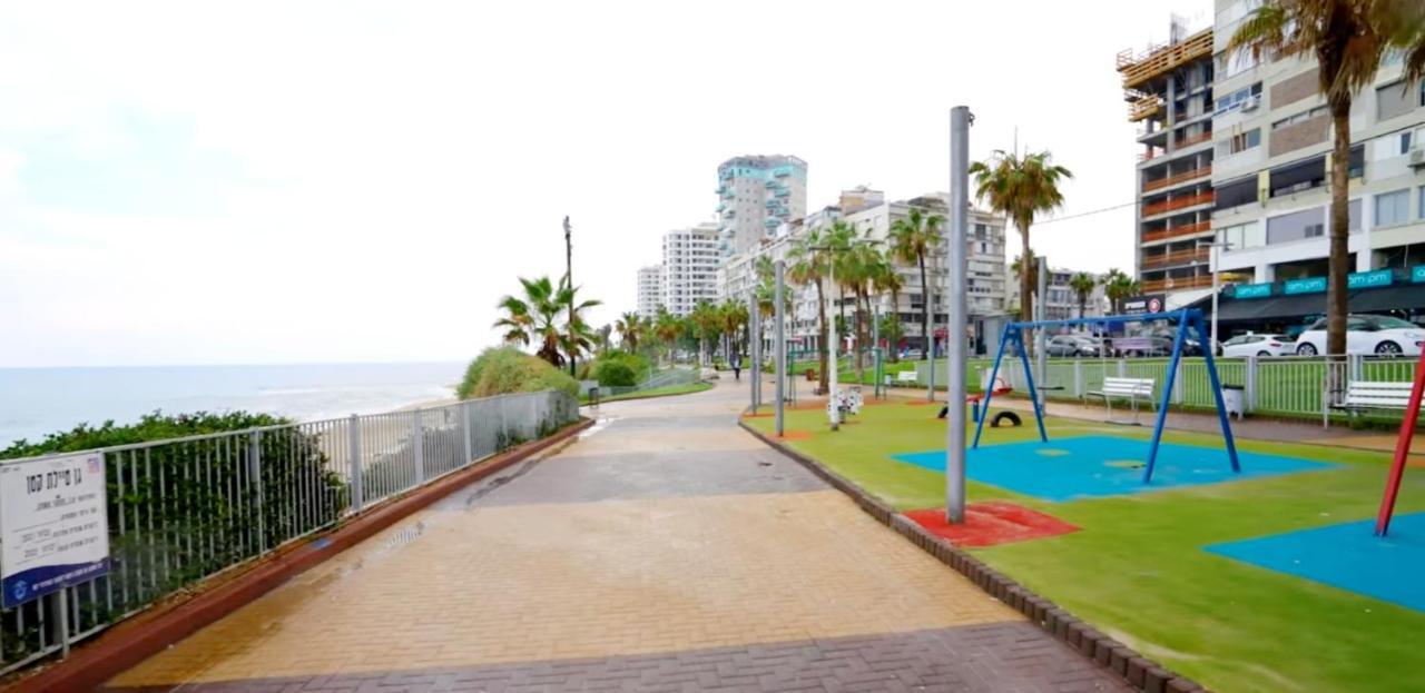 Beachfront Studio Apartment Bat Yam 412 Eksteriør bilde
