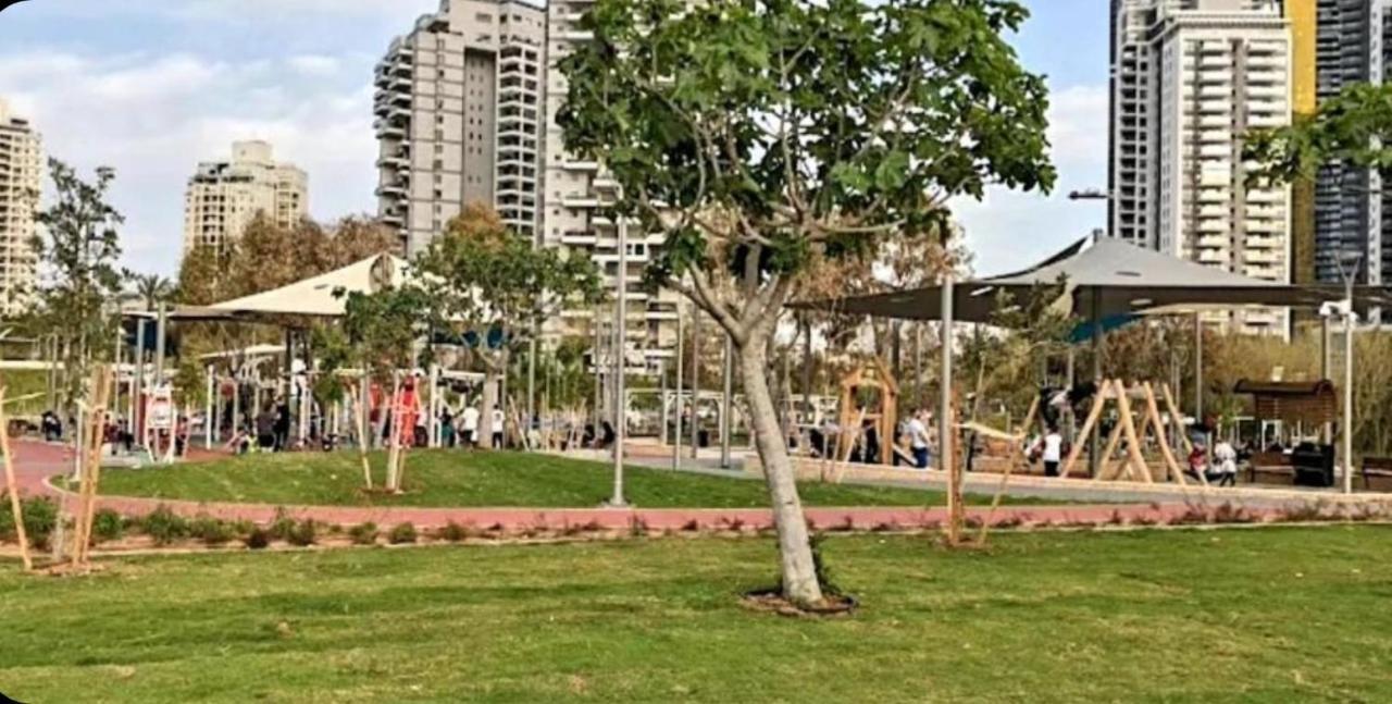 Beachfront Studio Apartment Bat Yam 412 Eksteriør bilde